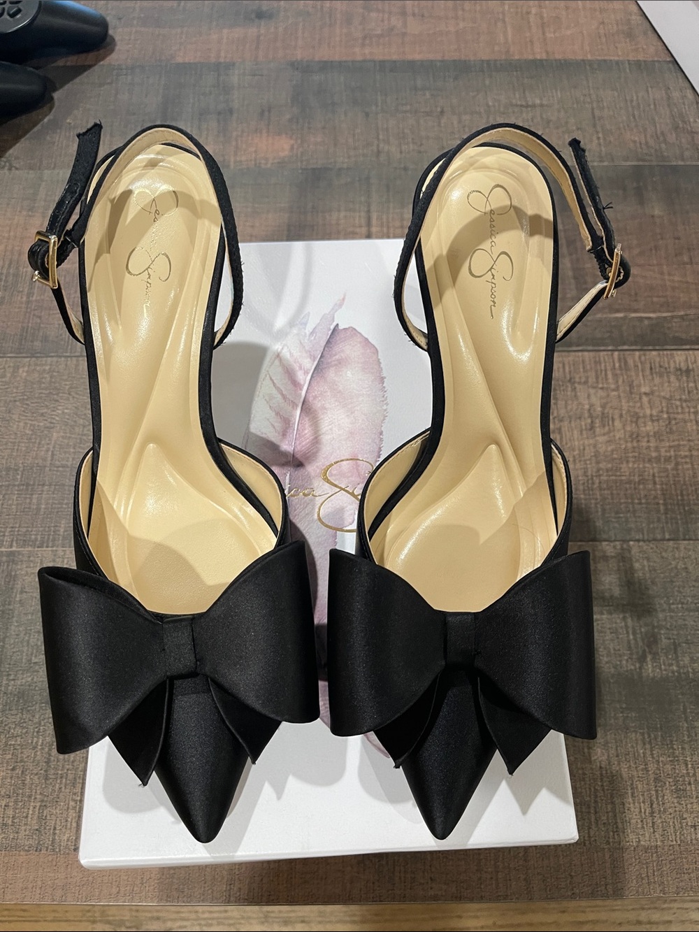 Jessica Simpson Black Pointed-Toe Slingback Heels with Bow